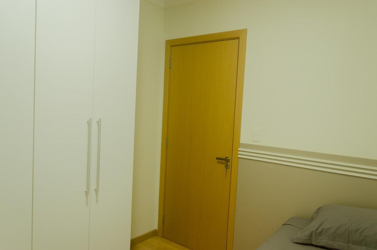 No Centro De Cascavel, Atras Do Ibis, Confortavel E Bom Gosto Cascavel  Dış mekan fotoğraf